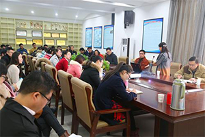 中山大学何艳玲教授来中文在线
讲学2.jpg